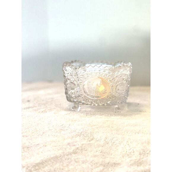 Byrdes Collection by Hofbauer Crystal Etched BIRDs Sawtooth Square Candy Dish - Picture 4 of 4